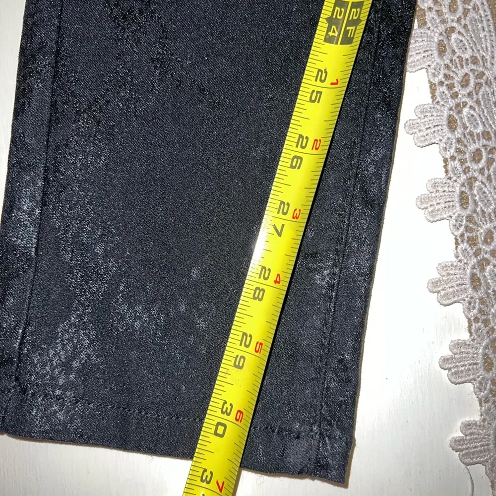 Snakeskin Print Skinny Pants - Picture 12 of 12